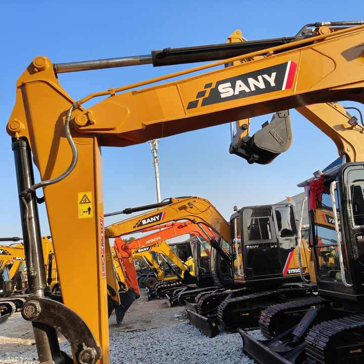 China Brand Used Sany Sy95c Mini Excavator 6ton Crawler Earth Digger Machine for Sale - Мини-экскаватор: фото 1 China Brand Used Sany Sy95c Mini Excavator 6ton Crawler Earth Digger Machine for Sale - Мини-экскаватор: фото 1