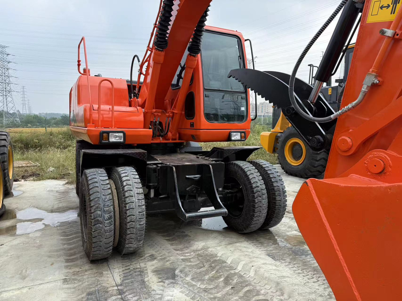 DOOSAN Good Condition Original Doosan DH150w-7 Wheel Excavator 15 Tons Used Doosan Dh150w-7 Excavator Used Wheel Excavator for Sale - Колёсный экскаватор: фото 5 DOOSAN Good Condition Original Doosan DH150w-7 Wheel Excavator 15 Tons Used Doosan Dh150w-7 Excavator Used Wheel Excavator for Sale - Колёсный экскаватор: фото 5