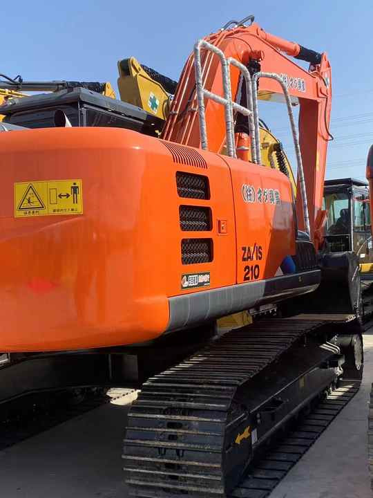 Hitachi Brand Zx210 Crawler Excavator 21tons Digger for Sale Used Hitachi Zx200 210 350 Excavator in Stock on Sale - Гусеничный экскаватор: фото 2 Hitachi Brand Zx210 Crawler Excavator 21tons Digger for Sale Used Hitachi Zx200 210 350 Excavator in Stock on Sale - Гусеничный экскаватор: фото 2