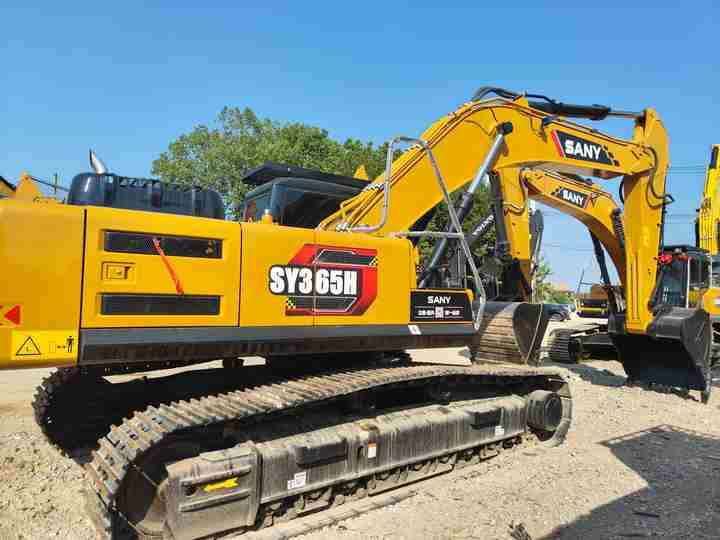 Second-hand SANY 365H Excavator in Excellent Condition Is Sold at a Low Price. 36-ton Used Hydraulic Excavator Is in Stock. - Гусеничный экскаватор: фото 5 Second-hand SANY 365H Excavator in Excellent Condition Is Sold at a Low Price. 36-ton Used Hydraulic Excavator Is in Stock. - Гусеничный экскаватор: фото 5