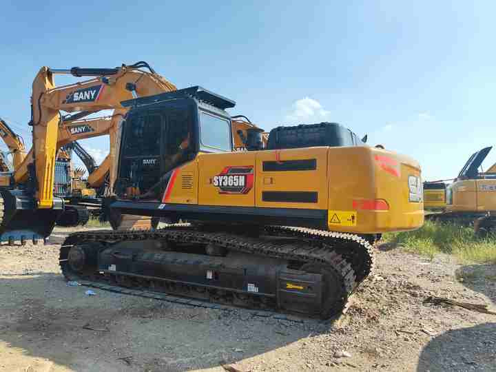 Second-hand SANY 365H Excavator in Excellent Condition Is Sold at a Low Price. 36-ton Used Hydraulic Excavator Is in Stock. - Гусеничный экскаватор: фото 4 Second-hand SANY 365H Excavator in Excellent Condition Is Sold at a Low Price. 36-ton Used Hydraulic Excavator Is in Stock. - Гусеничный экскаватор: фото 4