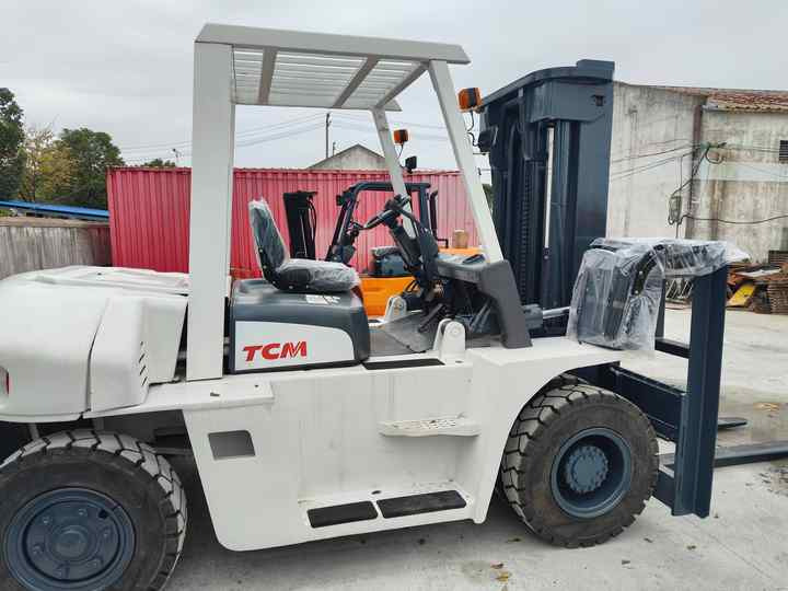 Used TCM70 Forklift Japan TCM 7 Tonne Used Forklift in Good Condition Cheap Price TCM70 Forklift for Sale - Дизельный погрузчик: фото 5 Used TCM70 Forklift Japan TCM 7 Tonne Used Forklift in Good Condition Cheap Price TCM70 Forklift for Sale - Дизельный погрузчик: фото 5