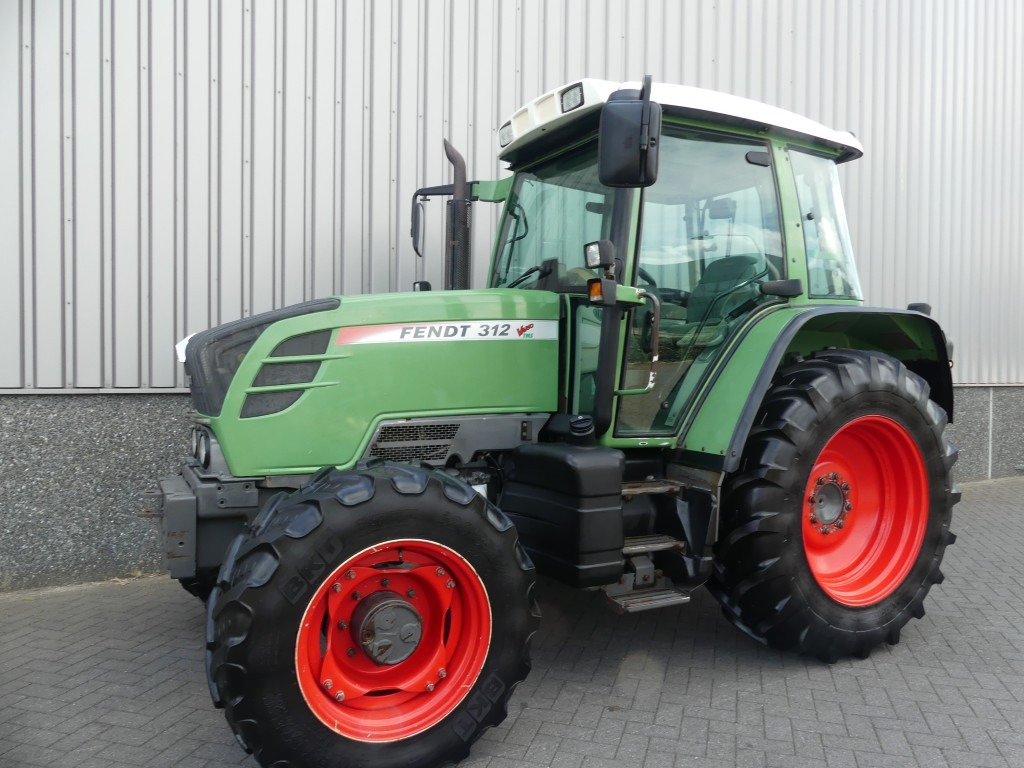 FENDT 312 Vario - Трактор: фото 1 FENDT 312 Vario - Трактор: фото 1