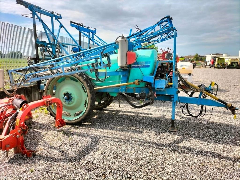 Berthoud ALBA V 2200 - Адаптер для внутрипочвенного внесения удобрений: фото 2 Berthoud ALBA V 2200 - Адаптер для внутрипочвенного внесения удобрений: фото 2