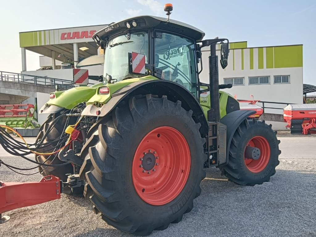 Трактор Claas Axion 870 Cmatic: фото 13