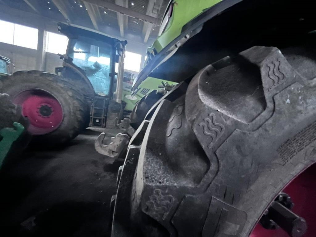 Claas Axion 950 Cmatic - Трактор: фото 3 Claas Axion 950 Cmatic - Трактор: фото 3