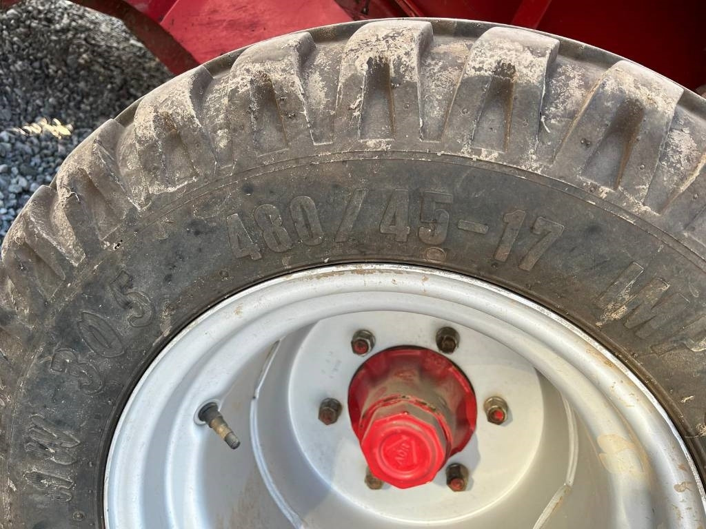 Supertino SP 1650 - Пресс-подборщик рулонный: фото 4 Supertino SP 1650 - Пресс-подборщик рулонный: фото 4