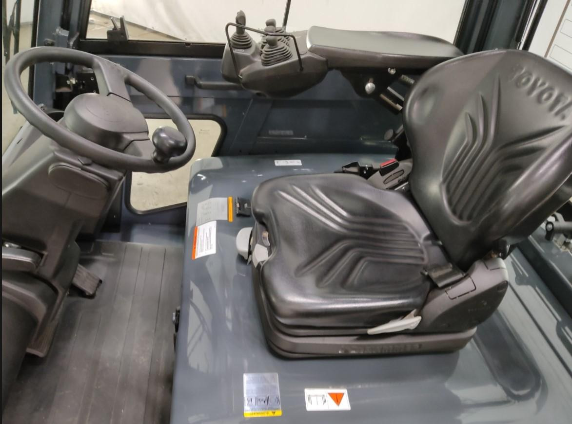 Toyota - Электропогрузчик: фото 3 Toyota - Электропогрузчик: фото 3