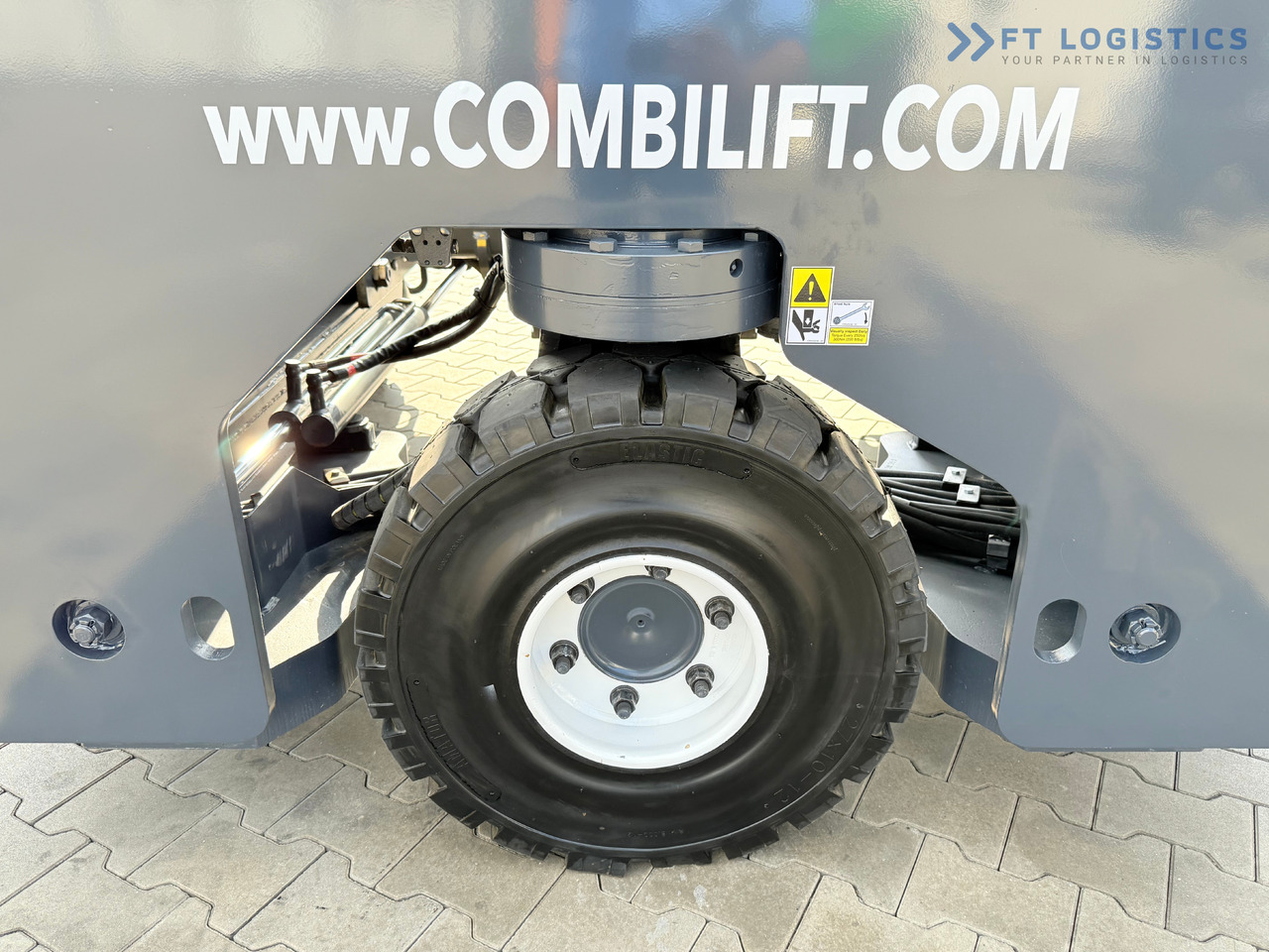 Четырехсторонний погрузчик COMBILIFT C4000 / DIESEL / DUPLEX - 4100MM / FORK POSITIONER / ONLY 2951 MTH / LIKE NEW: фото 32