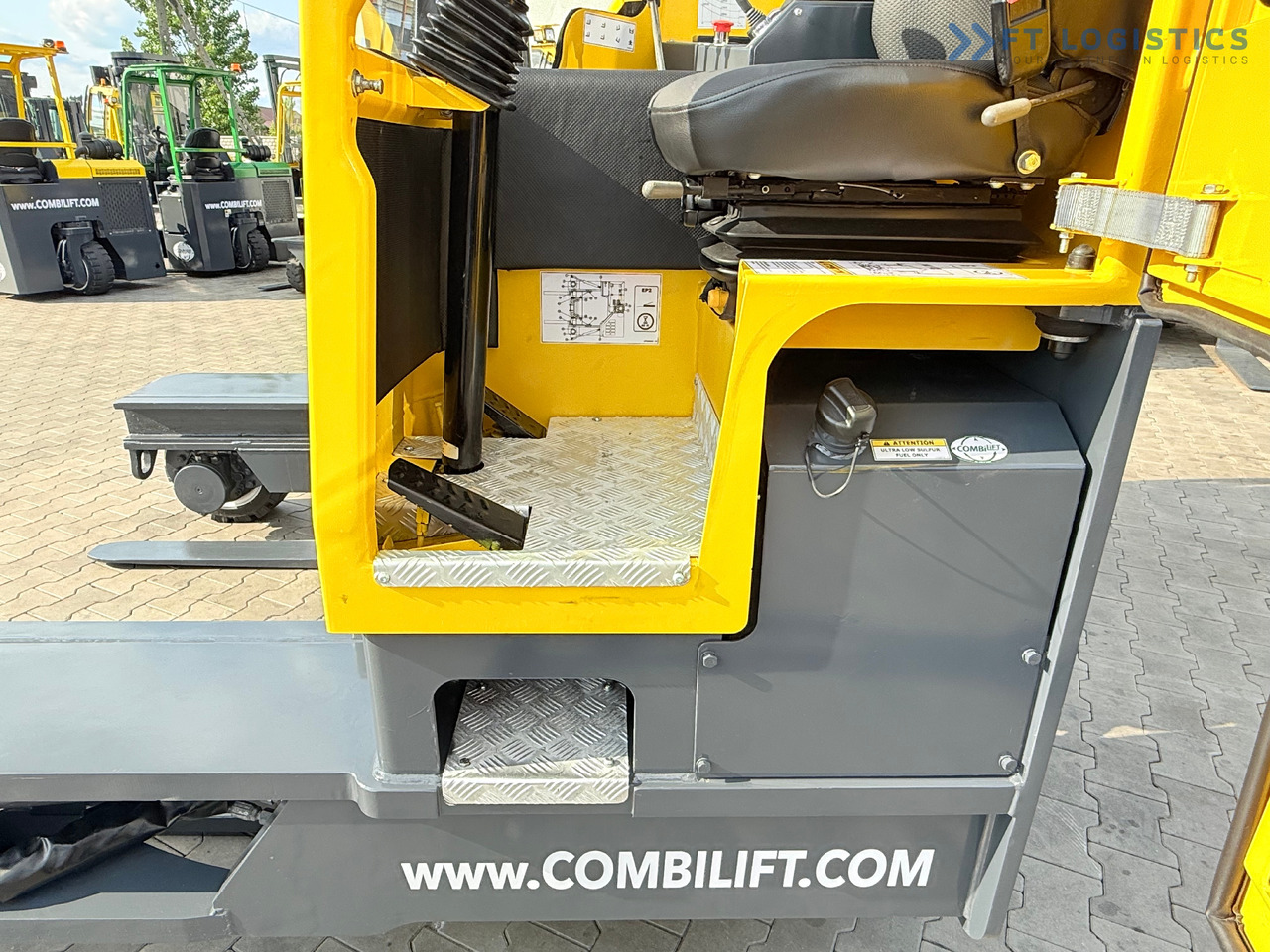 Четырехсторонний погрузчик COMBILIFT C4000 / DIESEL / DUPLEX - 4100MM / FORK POSITIONER / ONLY 2951 MTH / LIKE NEW: фото 14