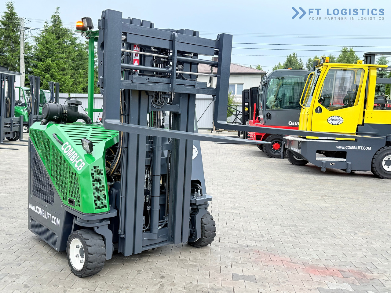 Новый Четырехсторонний погрузчик COMBILIFT CB3000 / DIESEL / TRIPLEX 4900MM / FREE LIFT / SIDESHIFT / FORK POSITIONER / 1500MM FORKS / LIKE NEW: фото 24
