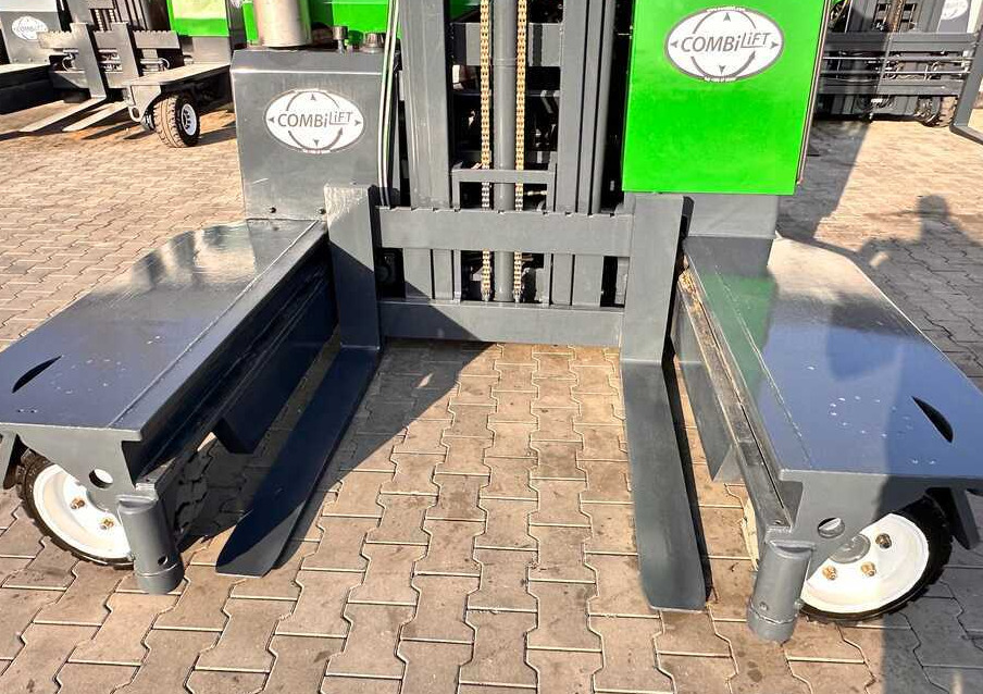 Четырехсторонний погрузчик Combilift C3000 / DUPLEX / 4100MM / LPG / FREE LIFT / LIKE NEW: фото 11