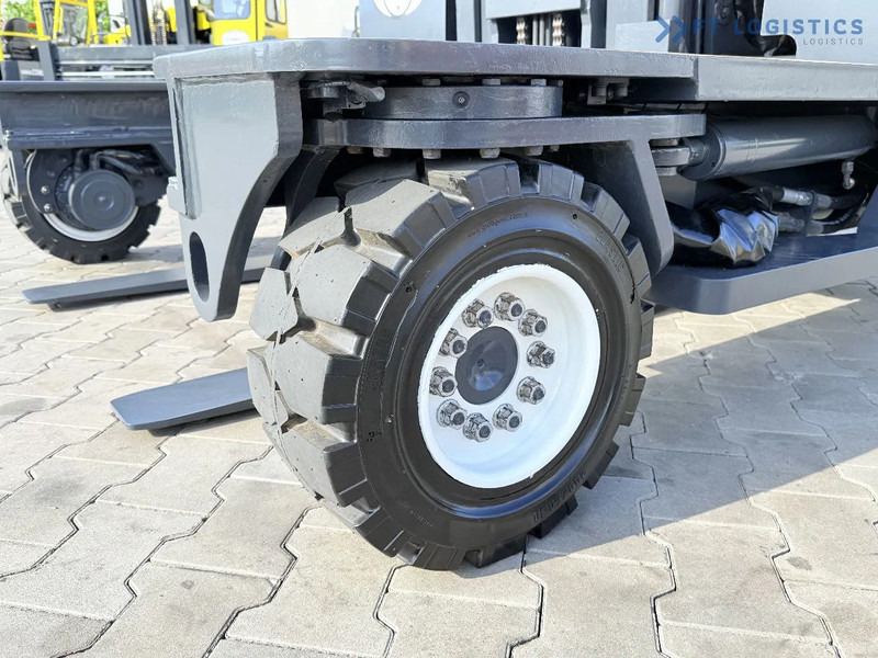 Combilift C4000 / GAS / DUPLEX – 4100MM / SIDESHIFT / FREE LIFT / FULL HEATED CABIN / ONLY 4223 HOURS / CONDITION – LIKE NEW! C4000 / GAS - Четырехсторонний погрузчик: фото 5 Combilift C4000 / GAS / DUPLEX – 4100MM / SIDESHIFT / FREE LIFT / FULL HEATED CABIN / ONLY 4223 HOURS / CONDITION – LIKE NEW! C4000 / GAS - Четырехсторонний погрузчик: фото 5