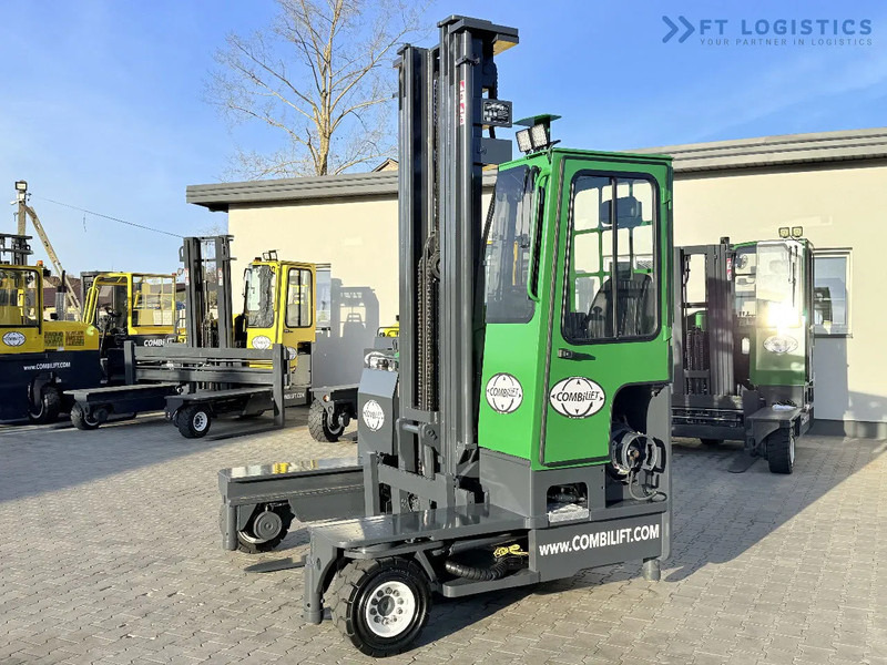 Combilift C4000 / GAS / TRIPLEX - 6900MM / FREE-LIFT / FULL CABIN C4000 / GAS / TRIPLEX - 6900MM / FREE-LIFT / FULL CABIN - Четырехсторонний погрузчик: фото 2 Combilift C4000 / GAS / TRIPLEX - 6900MM / FREE-LIFT / FULL CABIN C4000 / GAS / TRIPLEX - 6900MM / FREE-LIFT / FULL CABIN - Четырехсторонний погрузчик: фото 2