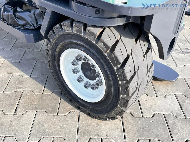 Четырехсторонний погрузчик Combilift C4000 / TRIPLEX / 4900MM / LPG / FREE LIFT / FORK SHIFT / LIKE NEW C4000 / TRIPLEX / 4900MM / LPG / FREE LIFT / FORK SHIFT / LIK: фото 5