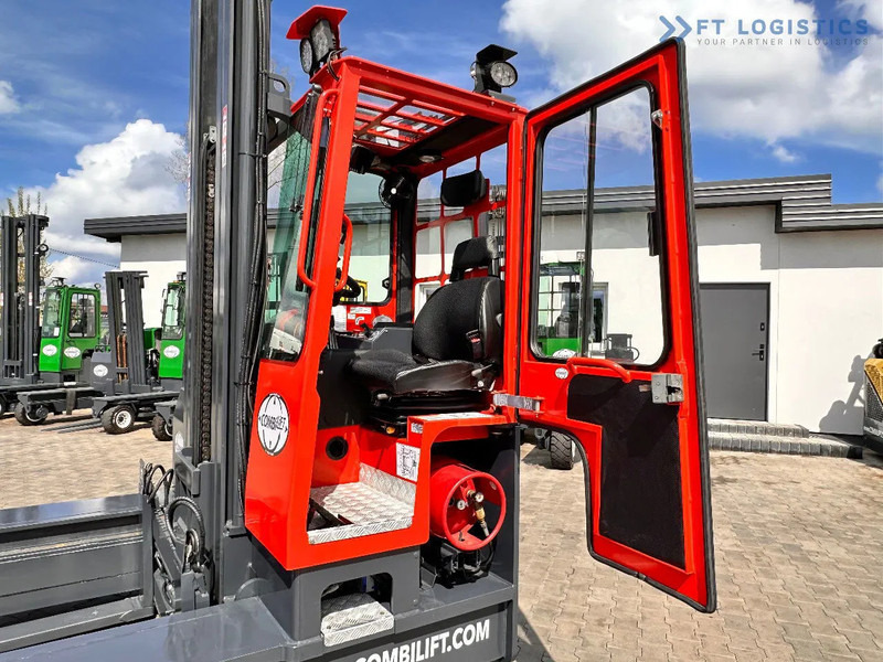 Четырехсторонний погрузчик Combilift C4000 / TRIPLEX / 9300MM / FREE LIFT / POSITIONER / LPG / CABIN C4000 / TRIPLEX / 9300MM / FREE LIFT / POSITIONER / LPG / CABIN: фото 15 Четырехсторонний погрузчик Combilift C4000 / TRIPLEX / 9300MM / FREE LIFT / POSITIONER / LPG / CABIN C4000 / TRIPLEX / 9300MM / FREE LIFT / POSITIONER / LPG / CABIN: фото 15