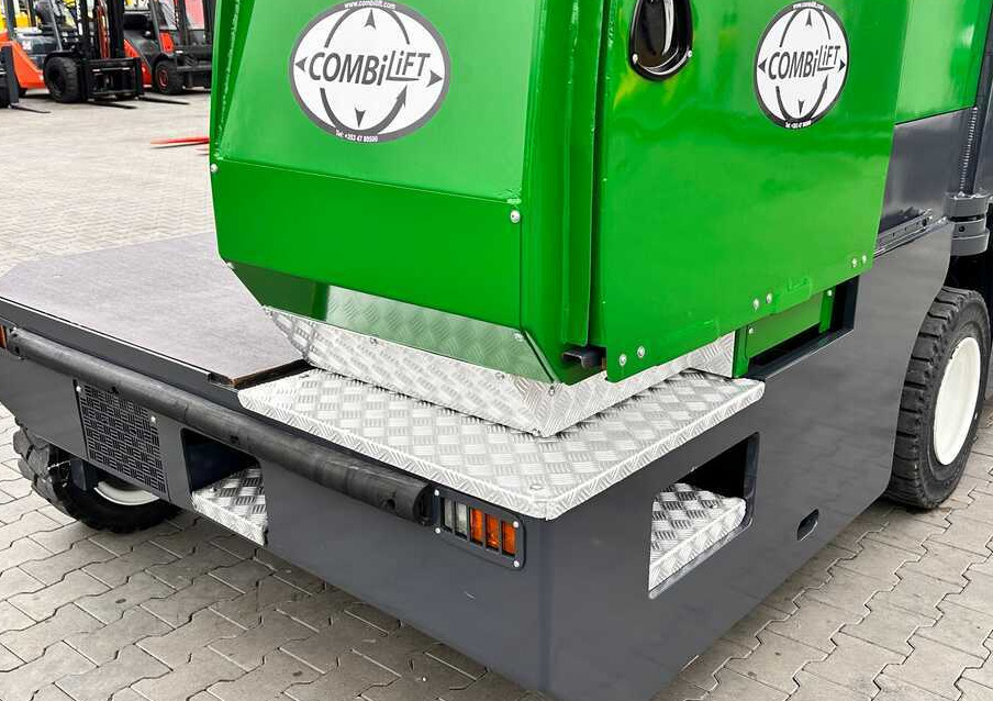 Combilift C5000SL / DIESEL / 4500MM / DUPLEX / CABIN / PLATFORMS / LIKE NEW - Боковой погрузчик: фото 4 Combilift C5000SL / DIESEL / 4500MM / DUPLEX / CABIN / PLATFORMS / LIKE NEW - Боковой погрузчик: фото 4