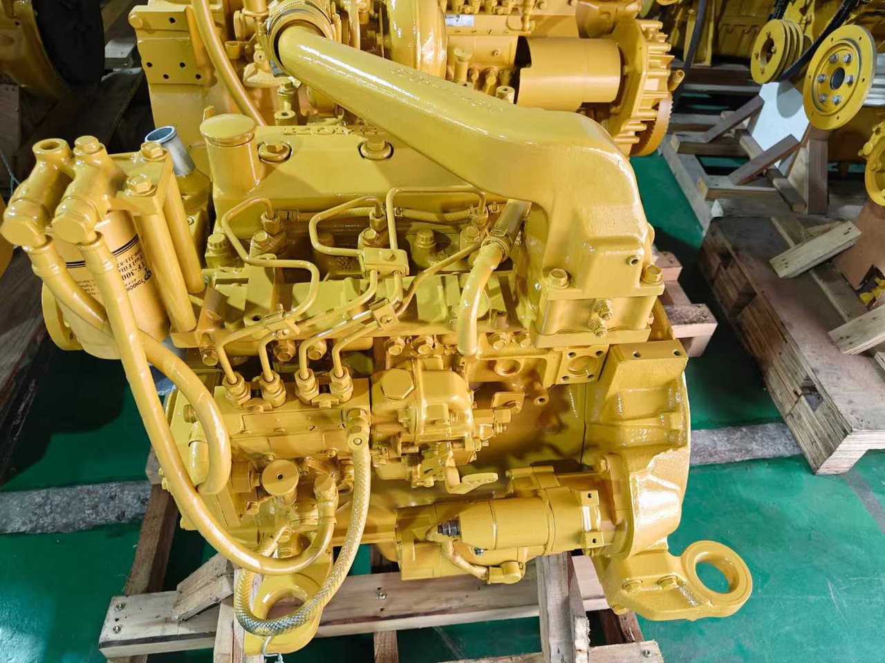 KOMATSU 4D95 - Двигатель для Экскаваторов: фото 2 KOMATSU 4D95 - Двигатель для Экскаваторов: фото 2