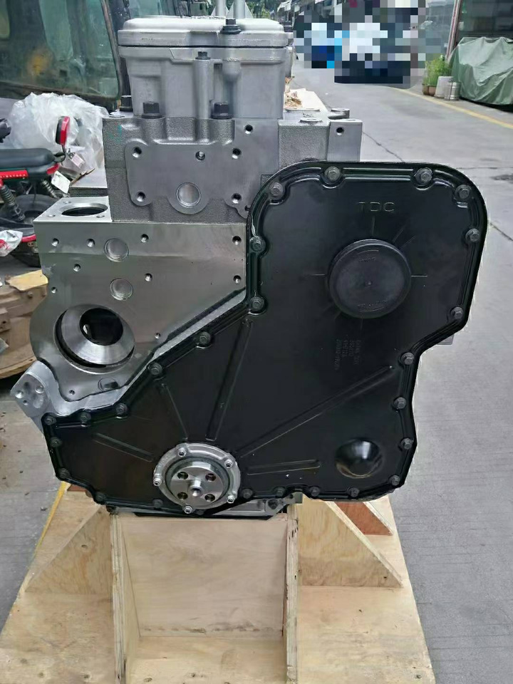 KOMATSU KOMATSU 6D114 CUMMINS QSC8.3 - Блок цилиндров для Экскаваторов: фото 3 KOMATSU KOMATSU 6D114 CUMMINS QSC8.3 - Блок цилиндров для Экскаваторов: фото 3