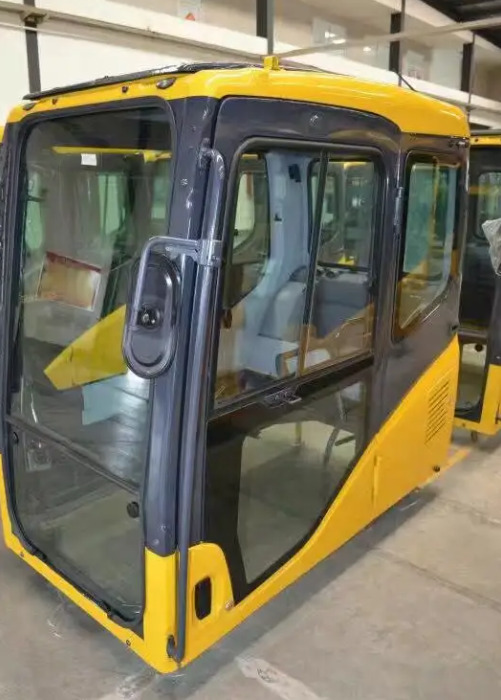 KOMATSU PC200-7 PC220-7 PC300-7 PC350-7 PC400-7 PC450-7 - Кабина для Экскаваторов: фото 3 KOMATSU PC200-7 PC220-7 PC300-7 PC350-7 PC400-7 PC450-7 - Кабина для Экскаваторов: фото 3