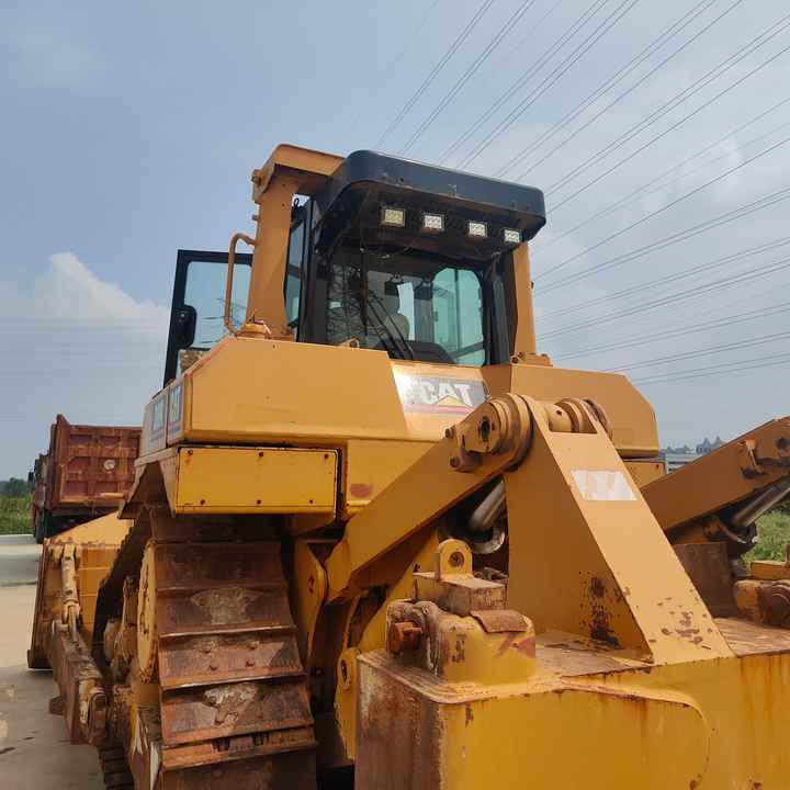 100% Original Paint Used Caterpillar D8R Bulldozer CAT D8R Crawler Dozer with Superior Performance and Power for Sale - Бульдозер: фото 4 100% Original Paint Used Caterpillar D8R Bulldozer CAT D8R Crawler Dozer with Superior Performance and Power for Sale - Бульдозер: фото 4