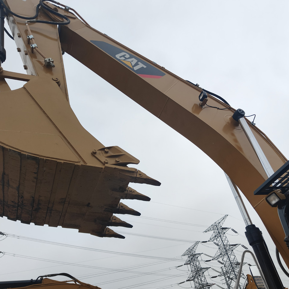 EXCAVATOR Used 30tons Large Caterpillar Excavator 330D2L for Sale Used Excavator in Fine Condition and Low Price Hot Sale - Гусеничный экскаватор: фото 4 EXCAVATOR Used 30tons Large Caterpillar Excavator 330D2L for Sale Used Excavator in Fine Condition and Low Price Hot Sale - Гусеничный экскаватор: фото 4