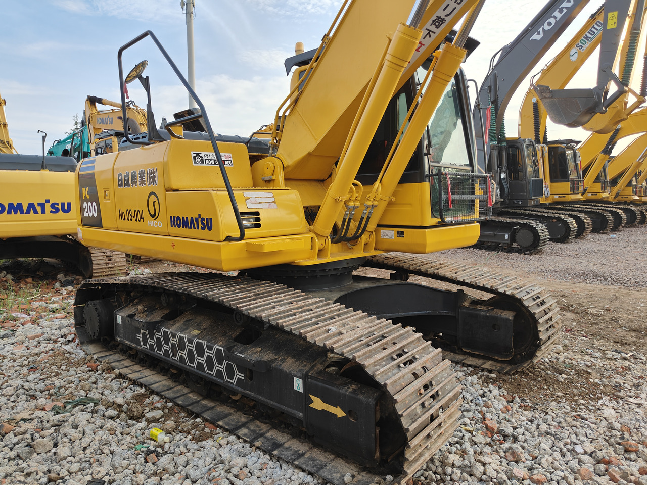 KOMATSU Used Excavator Hotsale PC200-8 Good Condition Japan - Гусеничный экскаватор: фото 4 KOMATSU Used Excavator Hotsale PC200-8 Good Condition Japan - Гусеничный экскаватор: фото 4