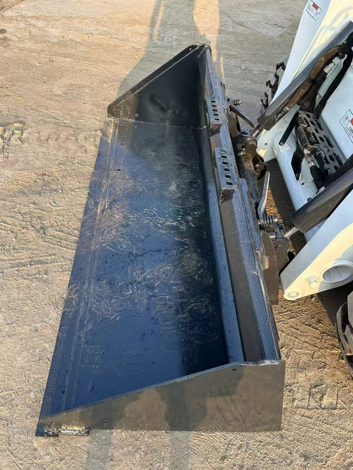 BOBCAT High Performance Low Hours Excellent Condition Reliable Second Hand Bobcat S550 Skid Steer Loader in Stock for Sale - Строительная техника: фото 5 BOBCAT High Performance Low Hours Excellent Condition Reliable Second Hand Bobcat S550 Skid Steer Loader in Stock for Sale - Строительная техника: фото 5