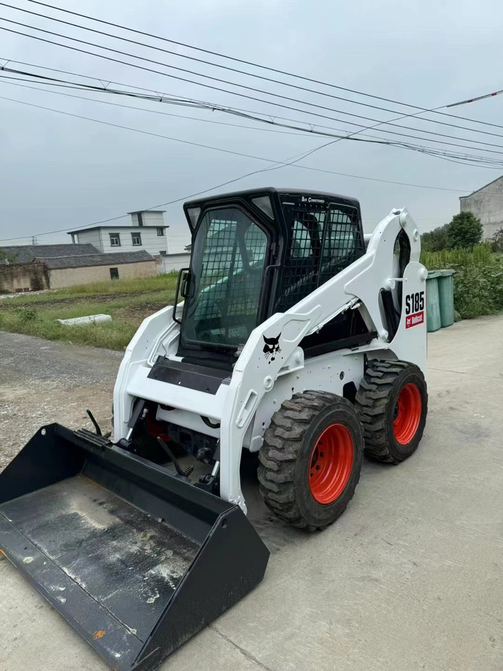 BOBCAT High Quality BOBCAT-S185 Skid Steer Loader in Good Condition - Строительная техника: фото 1 BOBCAT High Quality BOBCAT-S185 Skid Steer Loader in Good Condition - Строительная техника: фото 1