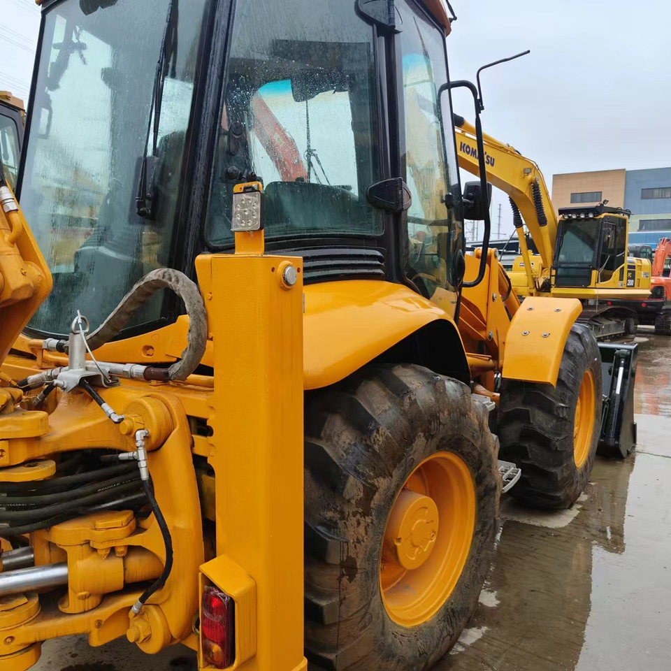 JCB used backhoe JCB4CX - Строительная техника: фото 3 JCB used backhoe JCB4CX - Строительная техника: фото 3