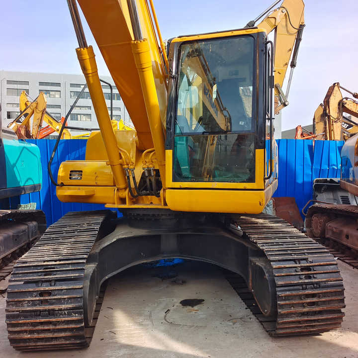 Used Good Quality Japan Original PC200-7 in Good Condition PC200-7 Komatsu - Гусеничный экскаватор: фото 1 Used Good Quality Japan Original PC200-7 in Good Condition PC200-7 Komatsu - Гусеничный экскаватор: фото 1