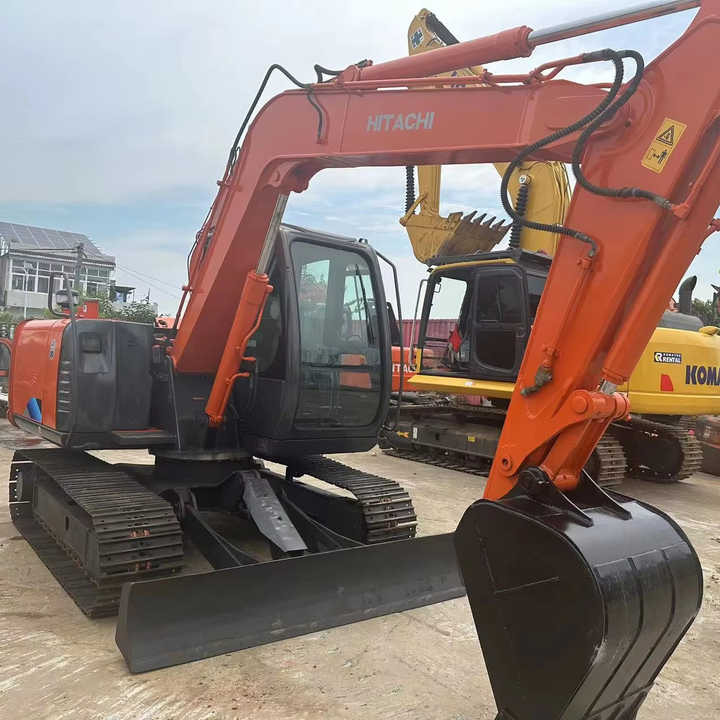 Used HITACHI ZX-70 - Экскаватор: фото 1 Used HITACHI ZX-70 - Экскаватор: фото 1
