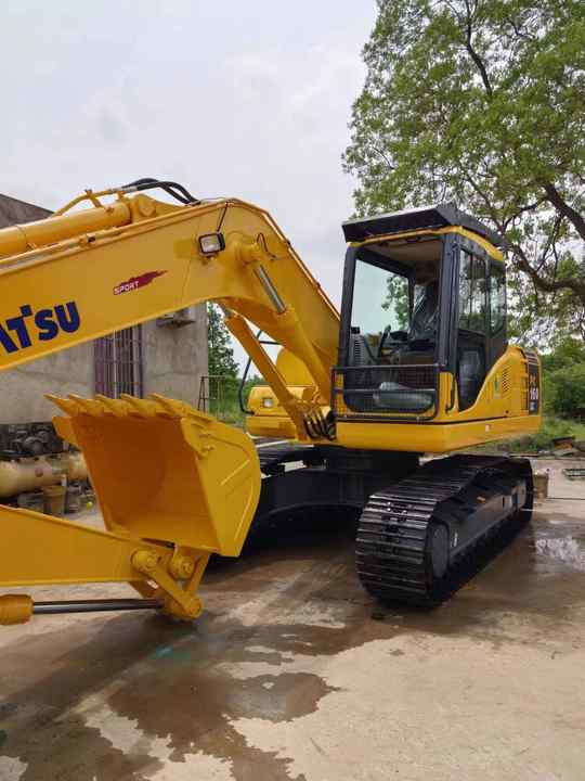 Used Komatsu PC160 Crawler Hydraulic High Performance Digger Excavator Construction Machinery Used Machinery for Sale - Гусеничный экскаватор: фото 4 Used Komatsu PC160 Crawler Hydraulic High Performance Digger Excavator Construction Machinery Used Machinery for Sale - Гусеничный экскаватор: фото 4