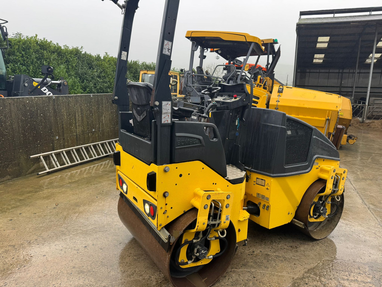 BOMAG BW120AD-5 - Дорожный каток: фото 4 BOMAG BW120AD-5 - Дорожный каток: фото 4