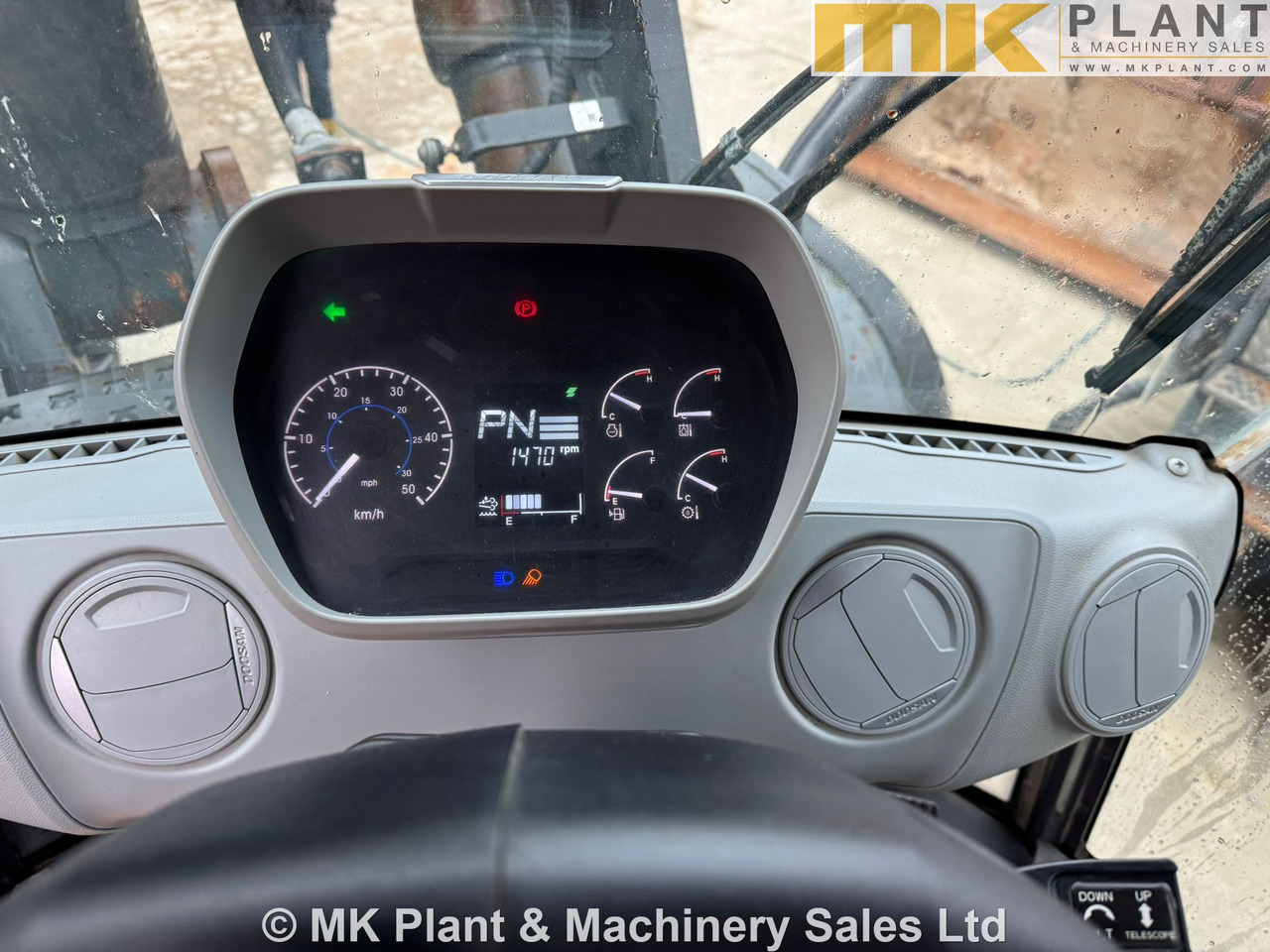 Колёсный погрузчик DOOSAN DL320-7: фото 24