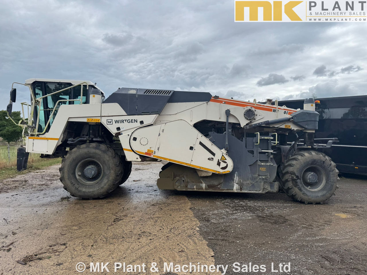 WIRTGEN WR200i - Стабилизатор грунта: фото 2 WIRTGEN WR200i - Стабилизатор грунта: фото 2