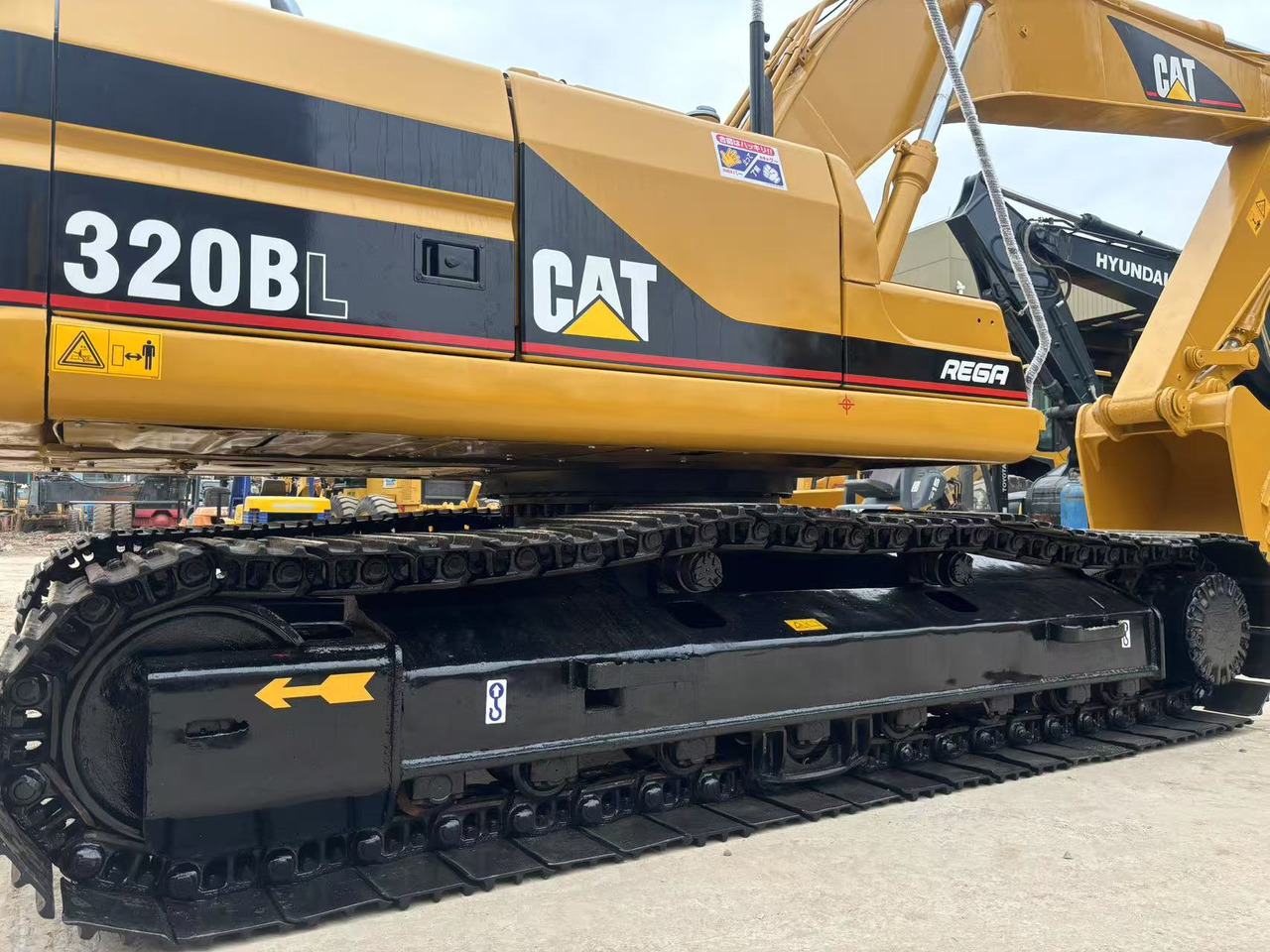 CATERPILLAR 320B - Гусеничный экскаватор: фото 4 CATERPILLAR 320B - Гусеничный экскаватор: фото 4