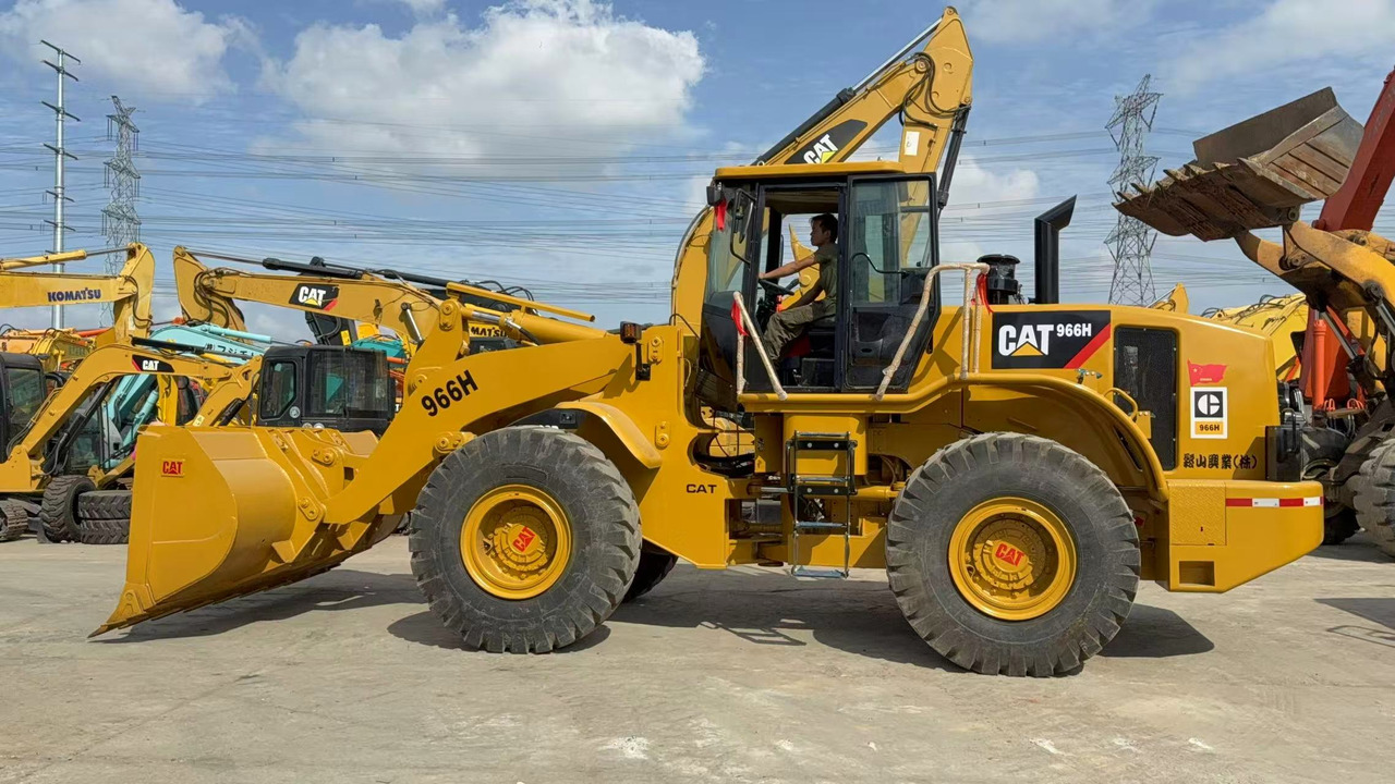 CATERPILLAR 966H - Колёсный погрузчик: фото 2 CATERPILLAR 966H - Колёсный погрузчик: фото 2