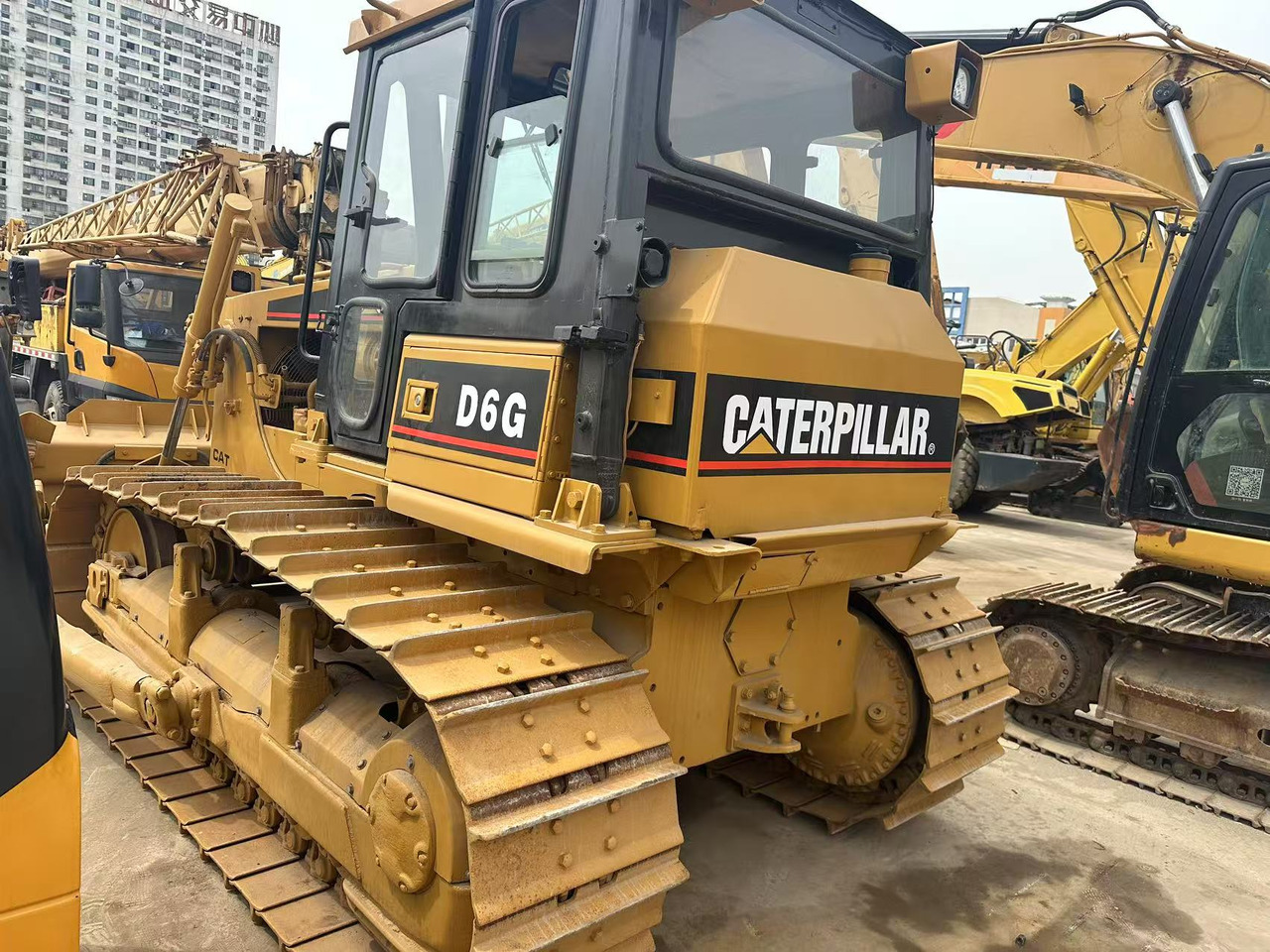 CATERPILLAR D6G - Бульдозер: фото 1 CATERPILLAR D6G - Бульдозер: фото 1