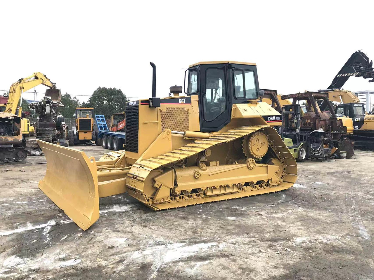 CATERPILLAR D6M - Бульдозер: фото 4 CATERPILLAR D6M - Бульдозер: фото 4