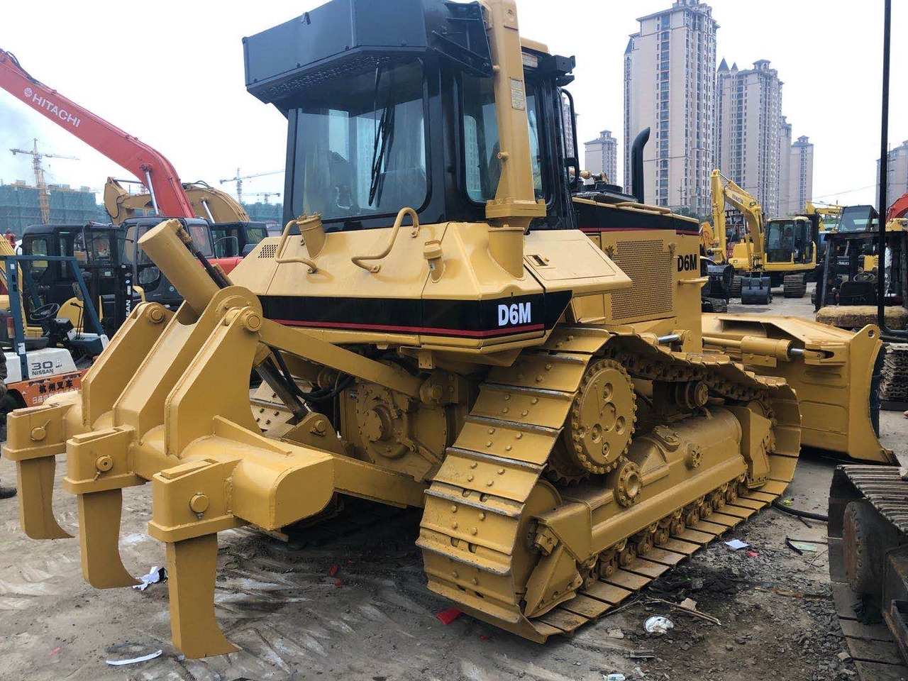 CATERPILLAR D6M - Бульдозер: фото 3 CATERPILLAR D6M - Бульдозер: фото 3