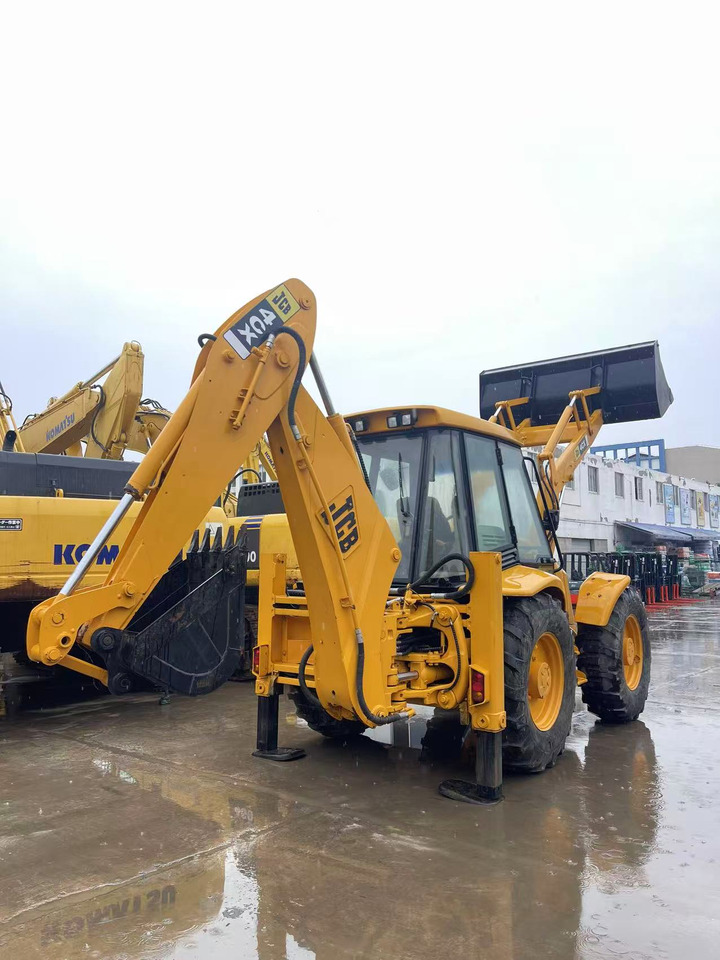 Экскаватор-погрузчик JCB 4CX: фото 6