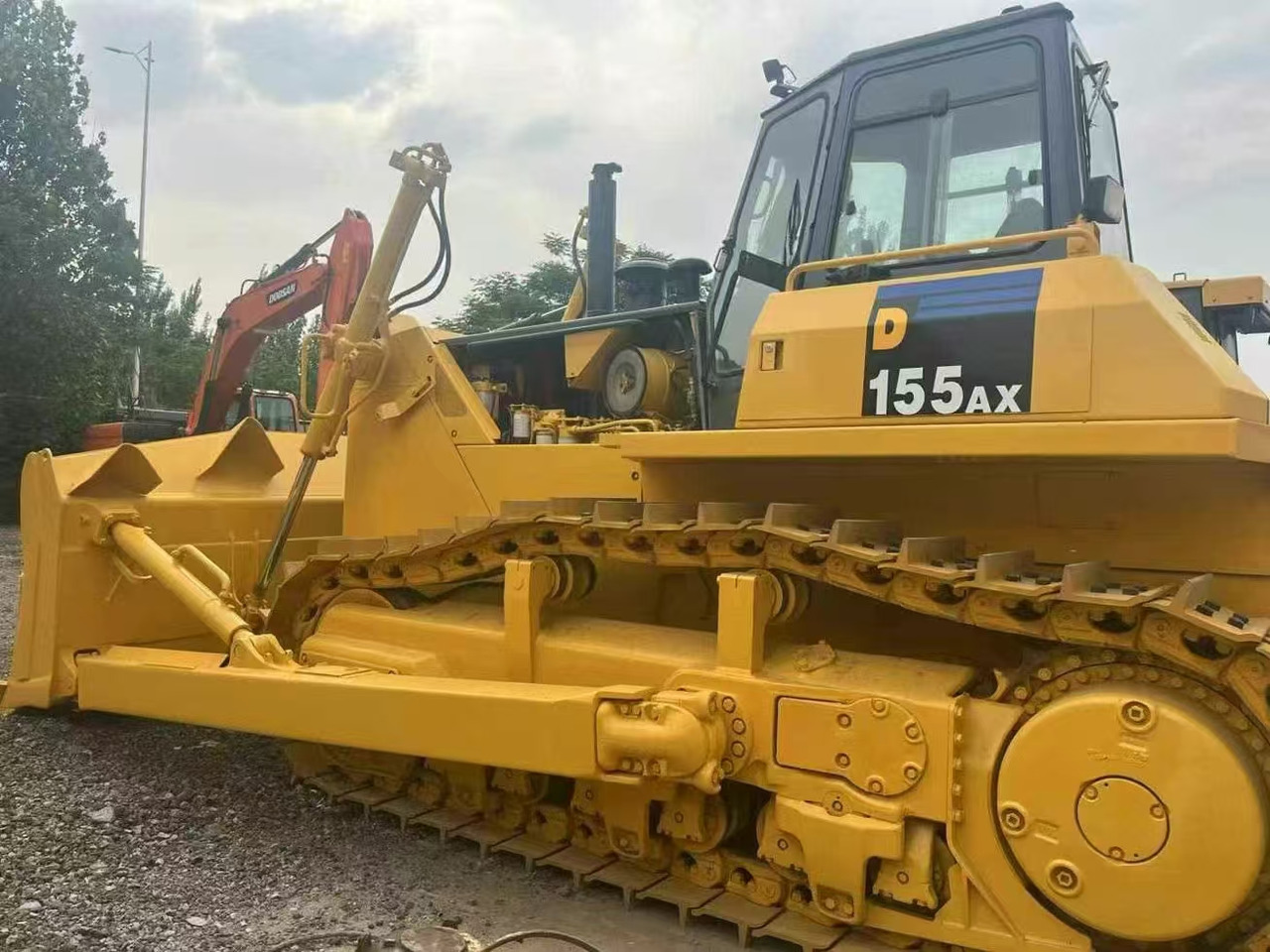 KOMATSU D155A-5 - Бульдозер: фото 5 KOMATSU D155A-5 - Бульдозер: фото 5