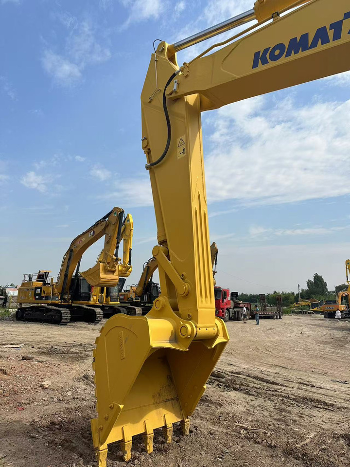 KOMATSU PC450-7 - Гусеничный экскаватор: фото 4 KOMATSU PC450-7 - Гусеничный экскаватор: фото 4