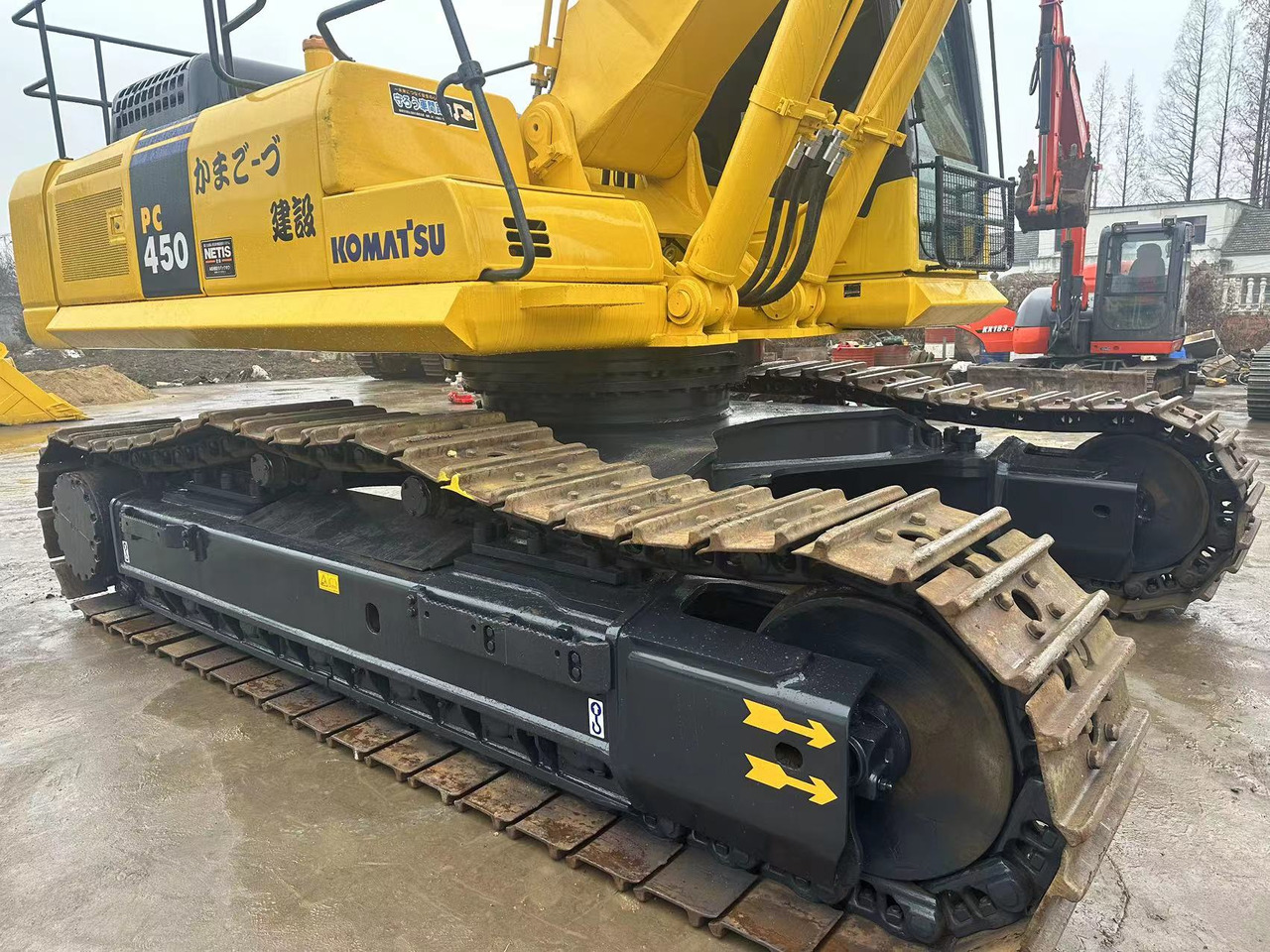 KOMATSU PC450-7 - Гусеничный экскаватор: фото 3 KOMATSU PC450-7 - Гусеничный экскаватор: фото 3
