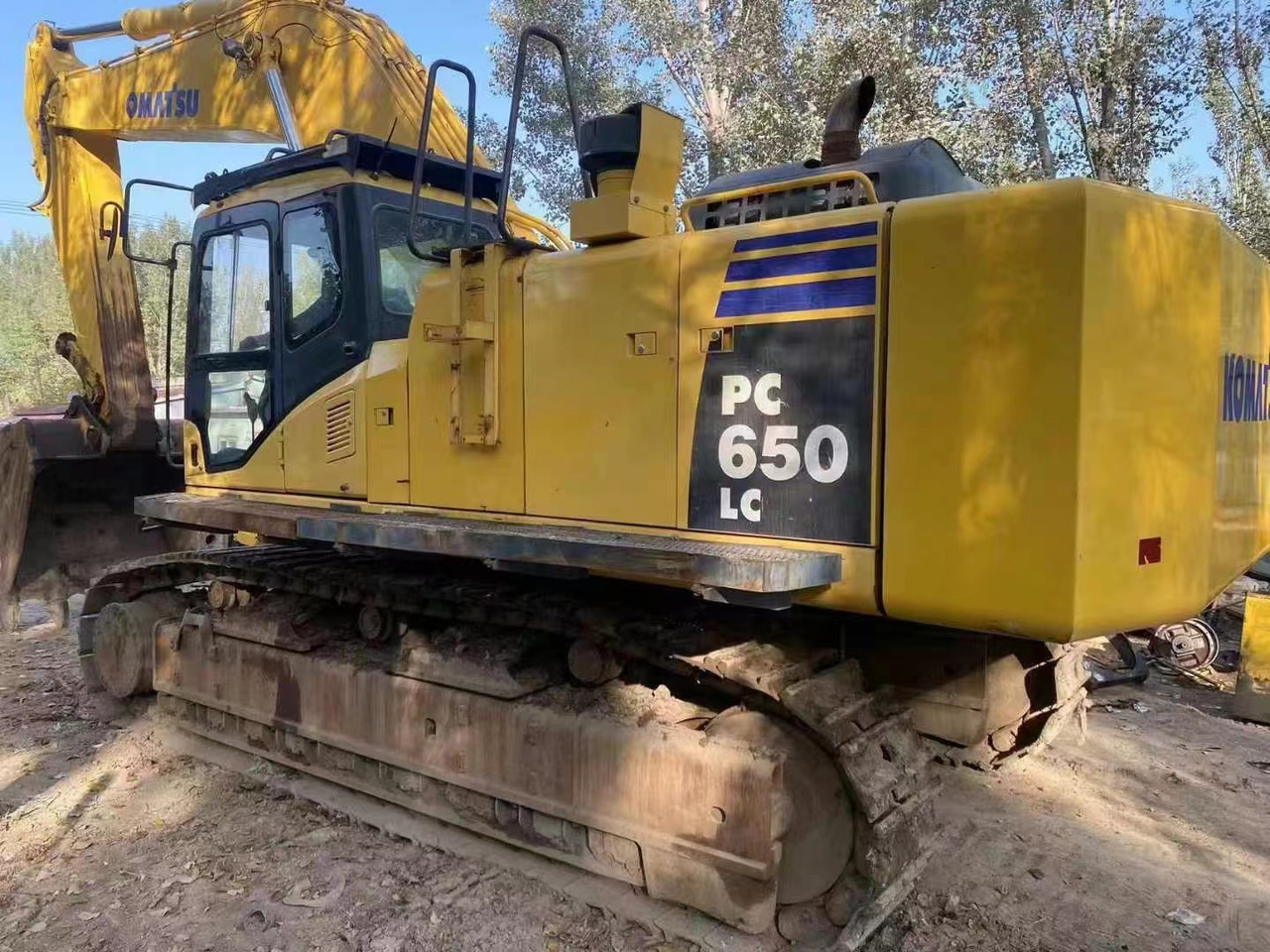 KOMATSU PC650 - Гусеничный экскаватор: фото 2 KOMATSU PC650 - Гусеничный экскаватор: фото 2