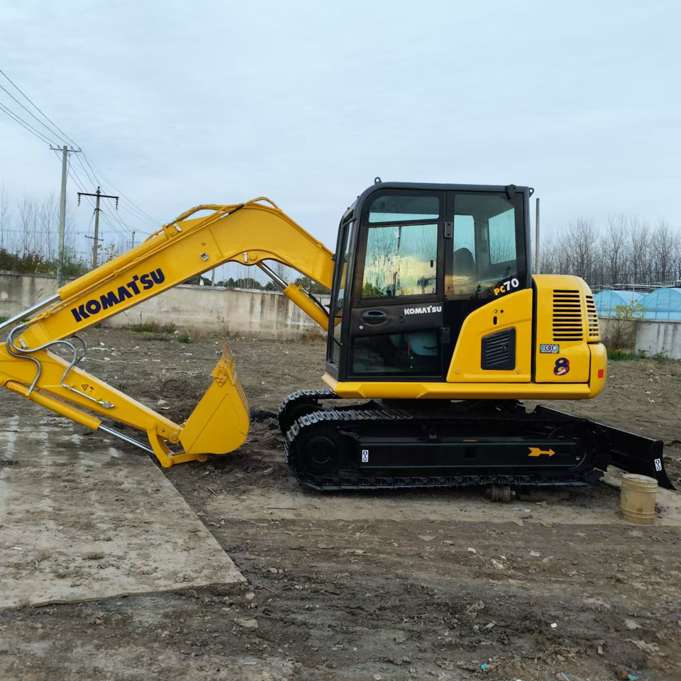 KOMATSU PC70-8 - Гусеничный экскаватор: фото 1 KOMATSU PC70-8 - Гусеничный экскаватор: фото 1