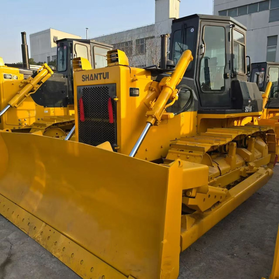 SHANTUI SD16 - Бульдозер: фото 2 SHANTUI SD16 - Бульдозер: фото 2