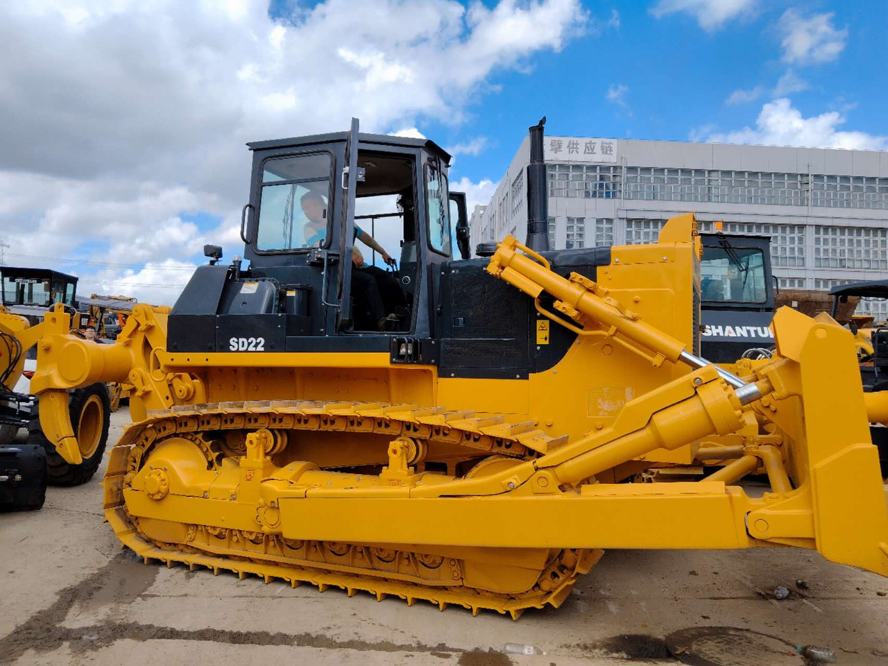 SHANTUI SD22 - Бульдозер: фото 3 SHANTUI SD22 - Бульдозер: фото 3