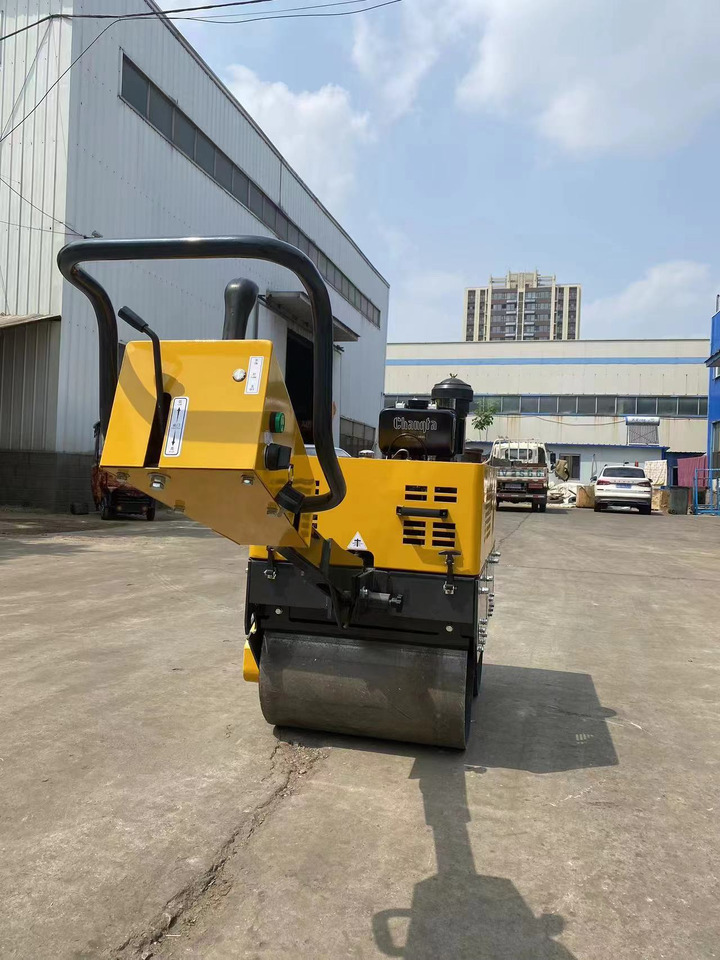 SHANTUI SRD005 - Дорожный каток: фото 1 SHANTUI SRD005 - Дорожный каток: фото 1